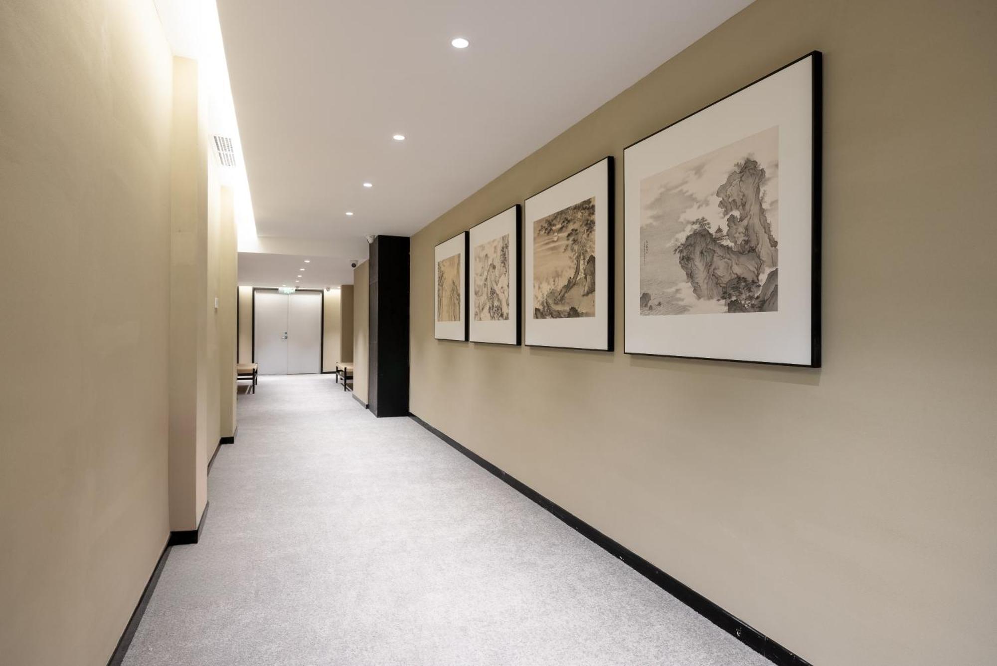 Beijing Tangfu Nanluoguxiang Wang Fu Jing Forbidden City Snack Street Hotel,1 Stop Walking To Airport Express,3 Stop To Tiananmen&Free Laundry Dry Service &Professional Free Tour Ticket Service With English Speaking Staff Экстерьер фото
