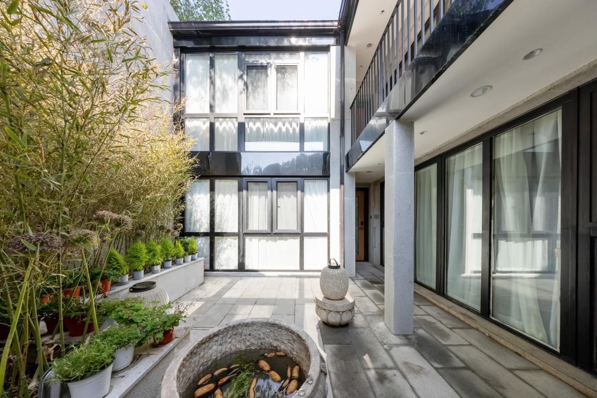 Beijing Tangfu Nanluoguxiang Wang Fu Jing Forbidden City Snack Street Hotel,1 Stop Walking To Airport Express,3 Stop To Tiananmen&Free Laundry Dry Service &Professional Free Tour Ticket Service With English Speaking Staff Экстерьер фото