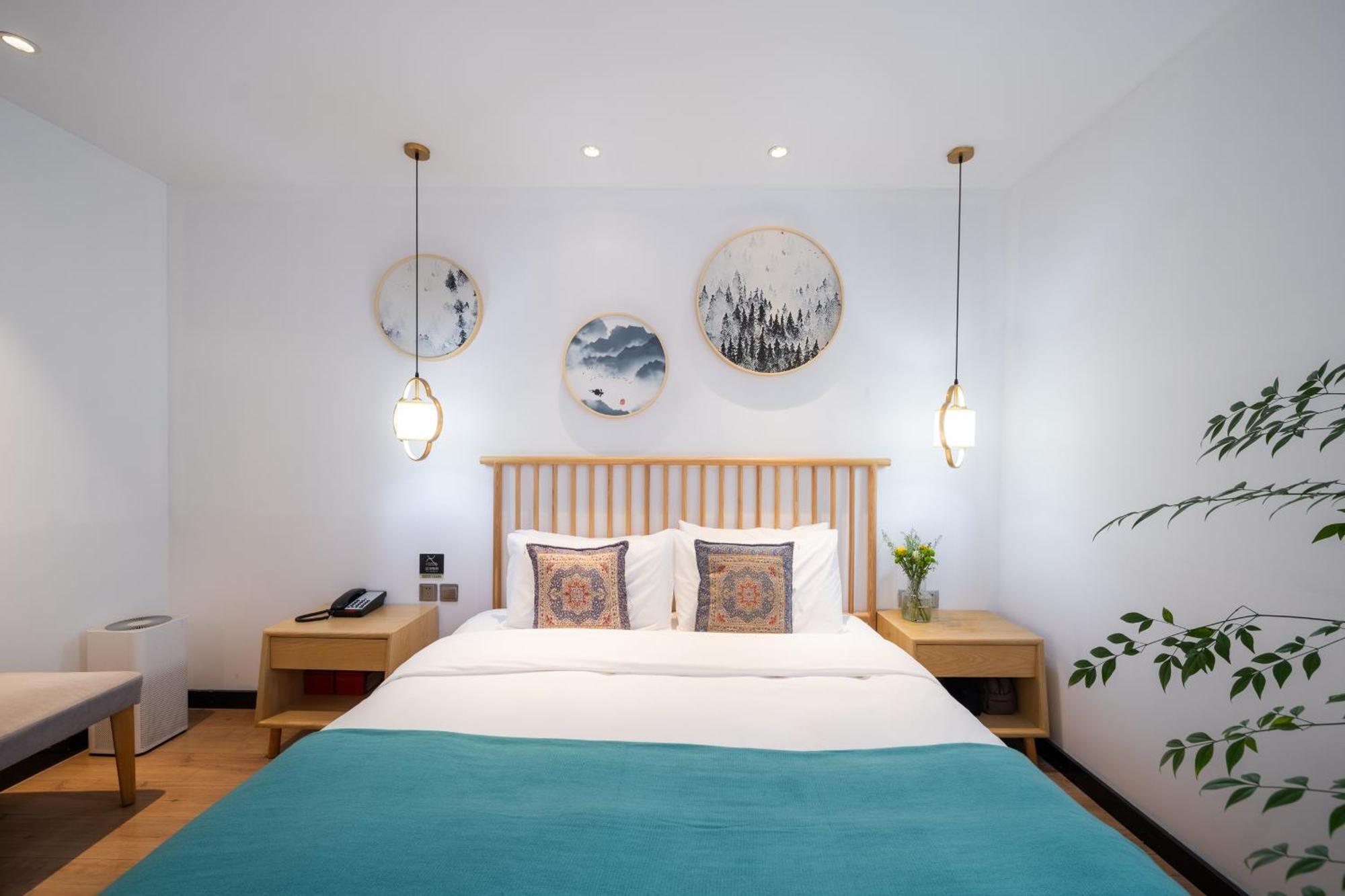 Beijing Tangfu Nanluoguxiang Wang Fu Jing Forbidden City Snack Street Hotel,1 Stop Walking To Airport Express,3 Stop To Tiananmen&Free Laundry Dry Service &Professional Free Tour Ticket Service With English Speaking Staff Экстерьер фото