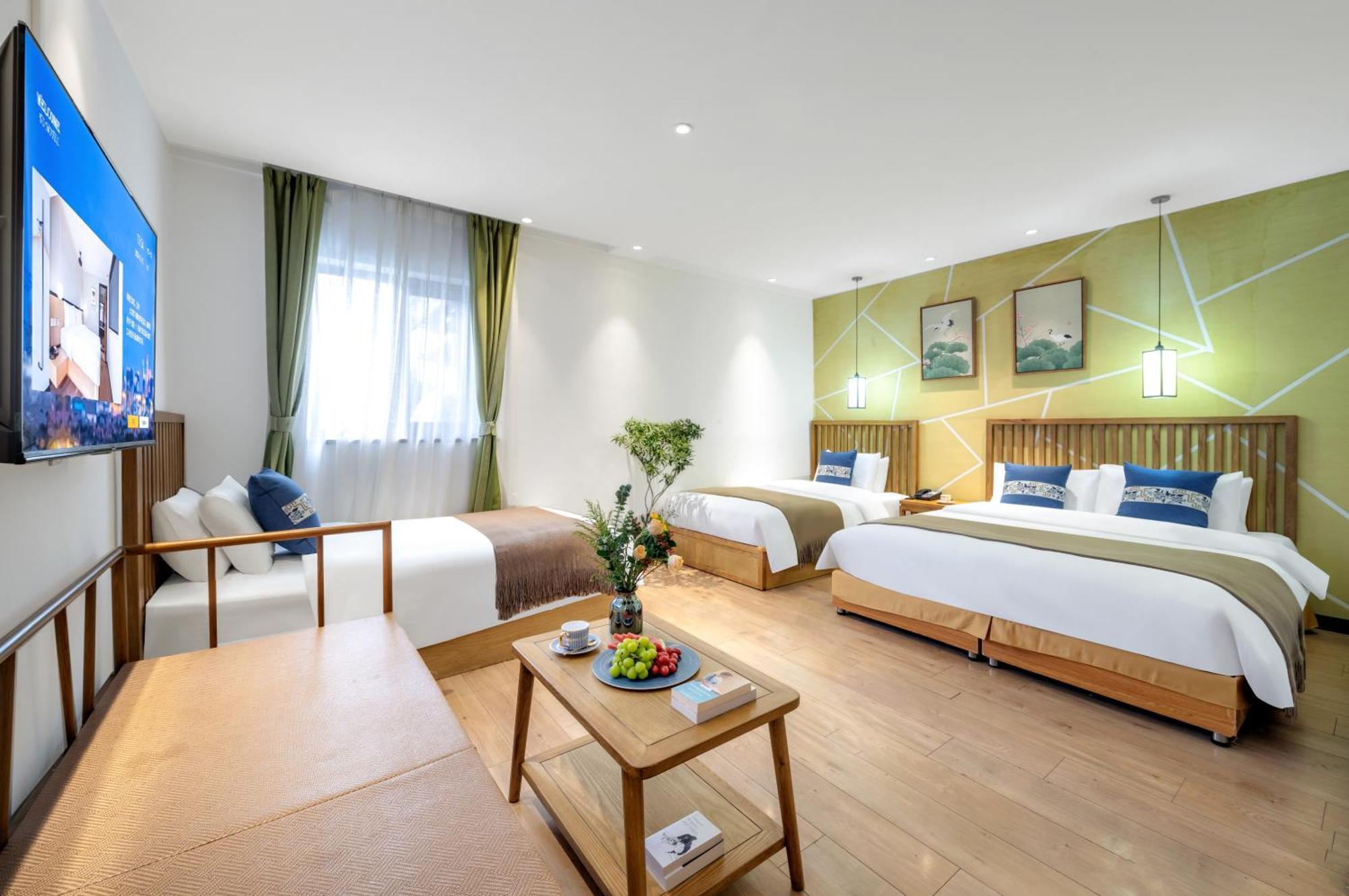 Beijing Tangfu Nanluoguxiang Wang Fu Jing Forbidden City Snack Street Hotel,1 Stop Walking To Airport Express,3 Stop To Tiananmen&Free Laundry Dry Service &Professional Free Tour Ticket Service With English Speaking Staff Экстерьер фото